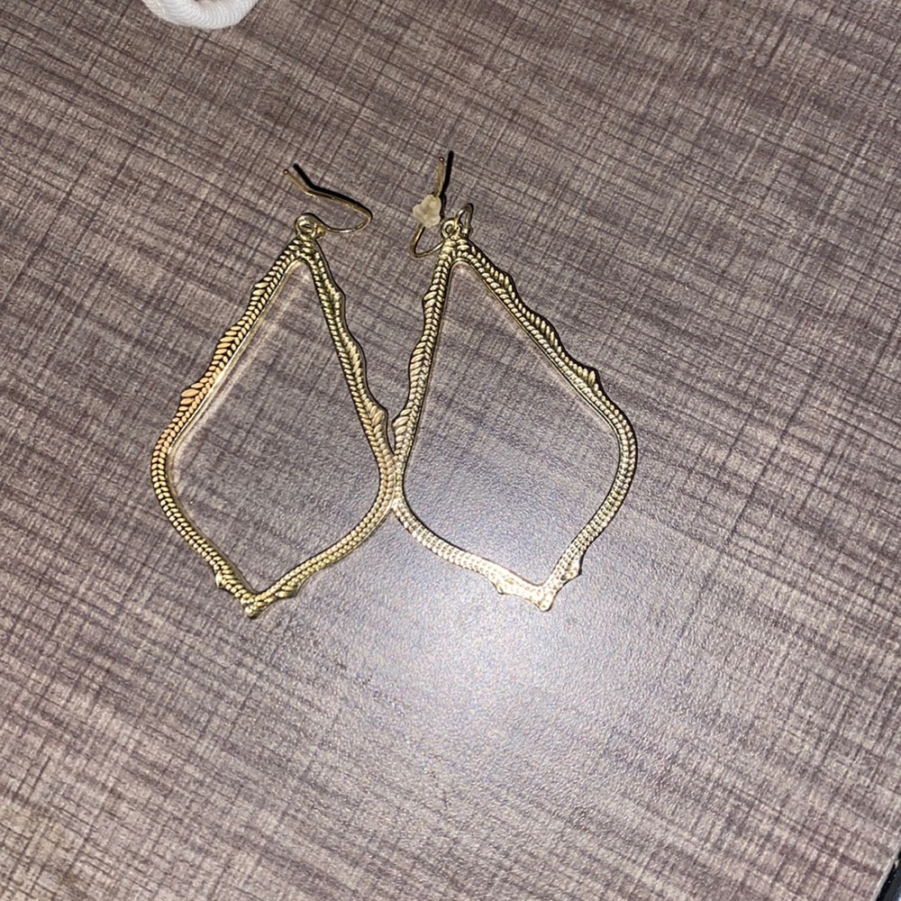 Kendra Scott dangle earrings